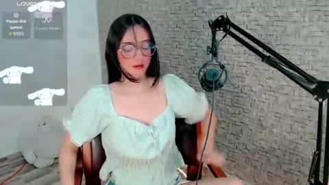 Emma  online show from July 14, 2026, 2:49 am