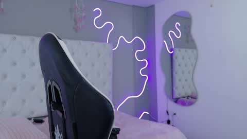 emma_visconti online show from October 2, 2025, 12:34 pm