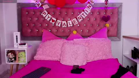 Snapshot of emma_wilder chatting on February 17, 2025, 5:14 am neko online show from February 17, 2025, 5:14 am