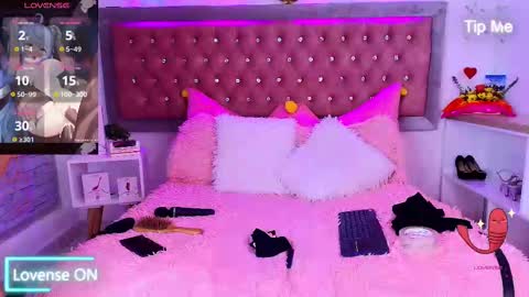 Snapshot of emma_wilder chatting on March 12, 2025, 12:42 am neko online show from March 12, 2025, 12:42 am