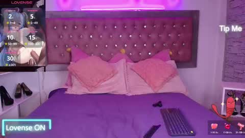 Snapshot of emma_wilder chatting on September 8, 2025, 9:25 pm neko online show from September 8, 2025, 9:25 pm