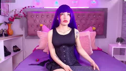 Snapshot of emma_wilder chatting on October 4, 2025, 10:19 pm neko online show from October 4, 2025, 10:19 pm