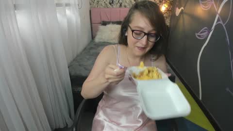 Snapshot of emmaaevans_ chatting on January 29, 2025, 2:53 pm Emma Evans online show from January 29, 2025, 2:53 pm