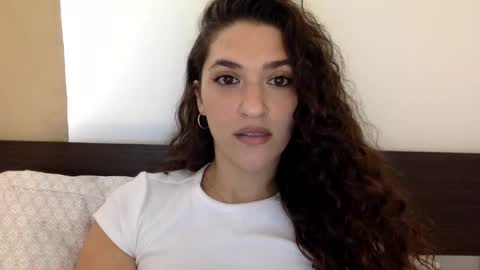 Snapshot of emmababy2322 chatting on January 14, 2025, 5:34 pm Emma online show from January 14, 2025, 5:34 pm