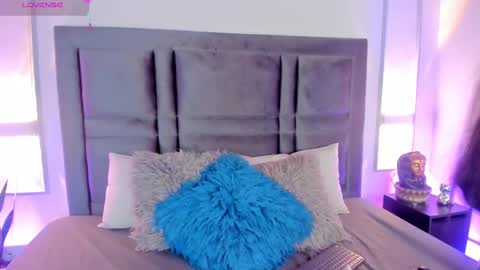 emma becket online show from February 12, 2025, 7:34 am