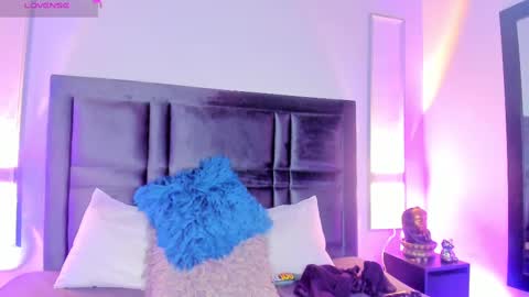 emma becket online show from March 12, 2025, 7:57 am