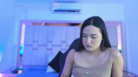 Emma online show from September 17, 2025, 11:45 am