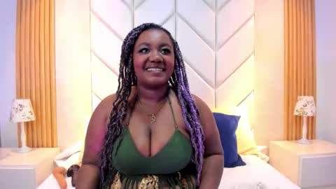 EmmaBrantt  online show from December 22, 2025, 4:09 am