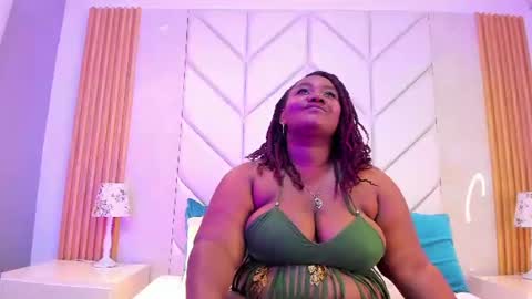 Snapshot of emmabrantt_ chatting on July 22, 2026, 4:15 am EmmaBrantt online show from July 22, 2026, 4:15 am