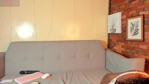 Emma online show from December 13, 2024, 6:27 pm