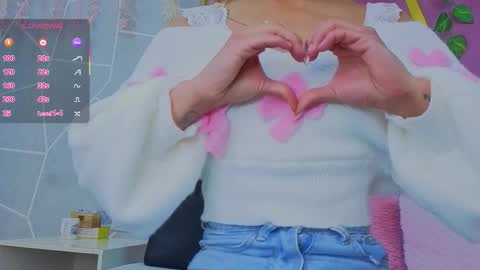 emma cortez online show from September 13, 2025, 11:43 am