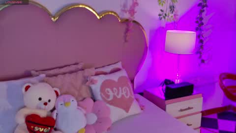 Welcome Im yosein  Your love is my passion activate it with your tips and enjoy with me online show from May 5, 2026, 8:17 pm