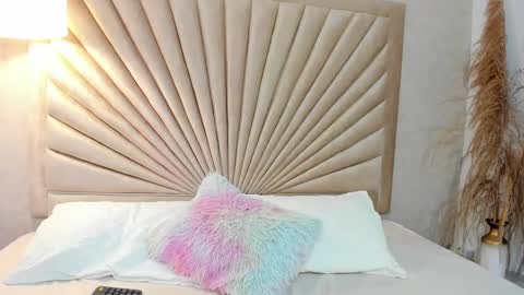           online show from February 25, 2025, 10:37 am