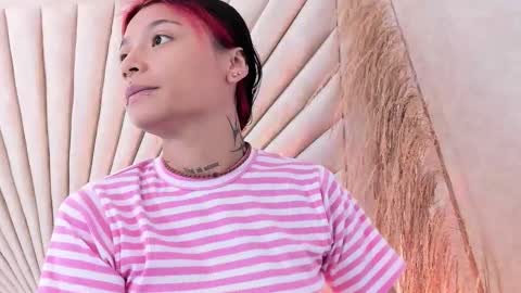           online show from October 29, 2025, 12:29 pm