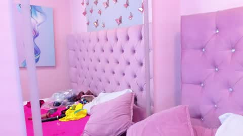 emmaebony_ online show from July 28, 2026, 3:54 pm