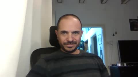 Snapshot of emmagold123 chatting on February 6, 2025, 4:47 pm Ariel online show from February 6, 2025, 4:47 pm