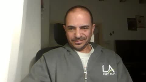 Snapshot of emmagold123 chatting on March 6, 2025, 3:46 am Ariel online show from March 6, 2025, 3:46 am