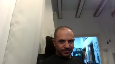 Ariel online show from February 2, 2026, 6:39 pm