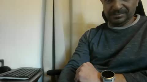 Snapshot of emmagold123 chatting on March 16, 2026, 12:42 pm Ariel online show from March 16, 2026, 12:42 pm