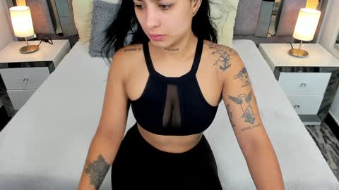 Snapshot of emmahill1 chatting on January 11, 2025, 5:51 pm EMMA HILL online show from January 11, 2025, 5:51 pm