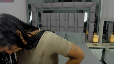 Snapshot of emmahill1 chatting on October 20, 2025, 10:59 am EMMA HILL online show from October 20, 2025, 10:59 am