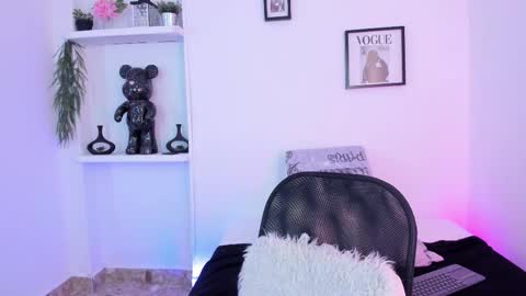 Snapshot of emmajohanson chatting on February 26, 2026, 7:35 pm emmajohanson online show from February 26, 2026, 7:35 pm