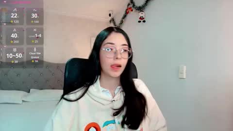 Snapshot of emmalove_doll chatting on January 6, 2026, 11:58 am Emmas Room online show from January 6, 2026, 11:58 am