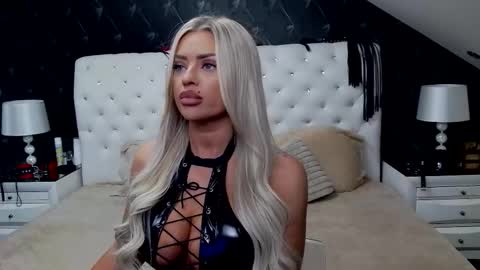 Emma Mavis online show from March 6, 2026, 9:28 am