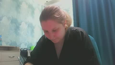 Snapshot of emmamelody944534 chatting on October 11, 2025, 7:29 am emmamelody online show from October 11, 2025, 7:29 am