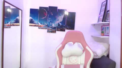 Emma  online show from January 14, 2025, 12:54 am