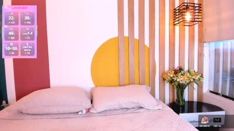 emmanaughty_ online show from October 21, 2025, 10:32 pm