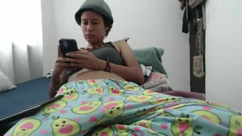 emmasweet95 online show from April 24, 2026, 5:15 pm