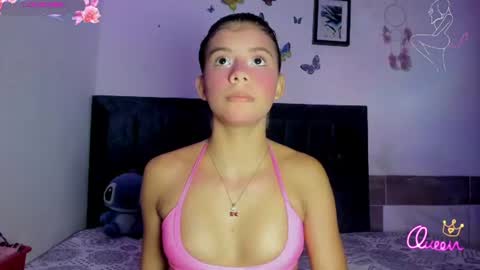 Snapshot of emmie_bunny chatting on June 20, 2026, 12:36 am Emmie online show from June 20, 2026, 12:36 am