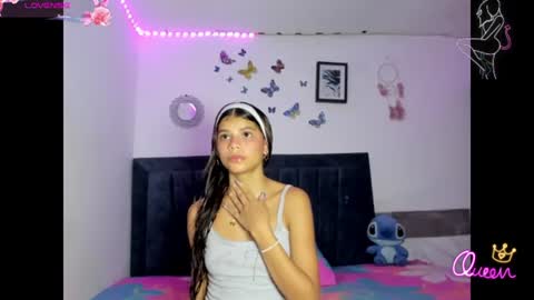 Snapshot of emmie_bunny chatting on July 10, 2026, 4:20 pm Emmie online show from July 10, 2026, 4:20 pm