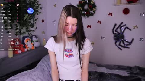 emmie_everly online show from January 11, 2026, 11:37 am