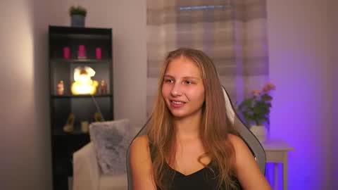 Emmie online show from February 4, 2026, 2:12 pm