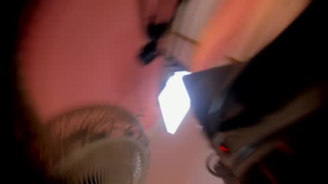 Emmi online show from April 12, 2026, 9:20 pm