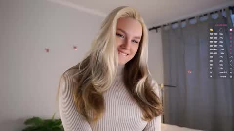 Snapshot of emmiemurray chatting on January 6, 2026, 8:18 am Aurora online show from January 6, 2026, 8:18 am