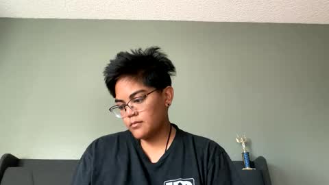 Emms online show from November 27, 2025, 4:31 pm