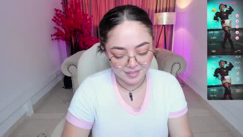 Emmy Walker online show from February 5, 2025, 1:54 pm