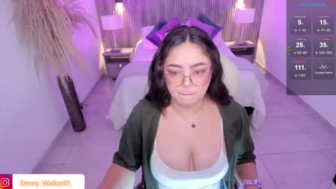 Emmy Walker online show from October 14, 2025, 11:00 am