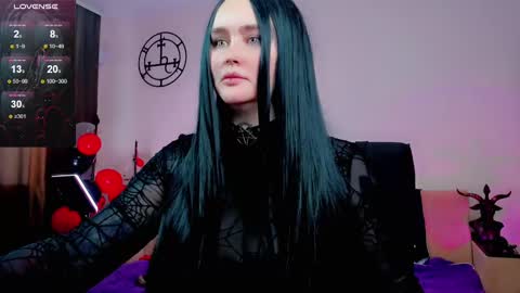 Snapshot of emmybrightj_ chatting on March 1, 2025, 4:26 am Emmy Bright     50  online show from March 1, 2025, 4:26 am