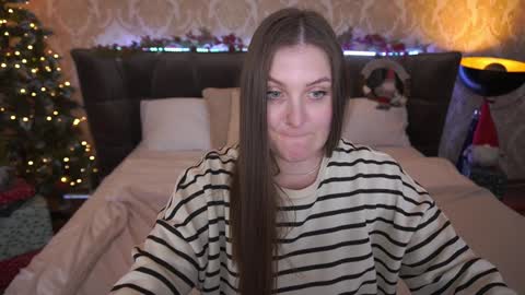 E M M Y online show from December 23, 2024, 12:52 pm