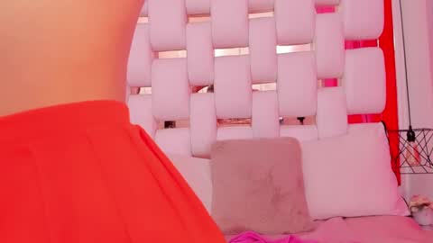 Snapshot of emmycruzz chatting on September 29, 2025, 7:08 pm emmy online show from September 29, 2025, 7:08 pm