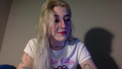 Snapshot of emmydesire chatting on February 27, 2026, 8:31 pm Emmy online show from February 27, 2026, 8:31 pm