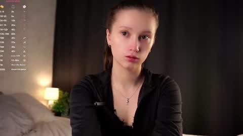 Snapshot of emmyleri chatting on August 6, 2026, 2:13 am Emmy online show from August 6, 2026, 2:13 am