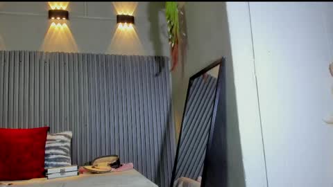 emmyy_fantasyy online show from April 16, 2026, 12:17 pm