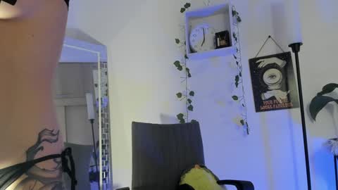 Emperatriz online show from January 7, 2025, 12:03 am