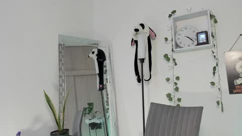 Emperatriz online show from January 11, 2025, 9:25 pm