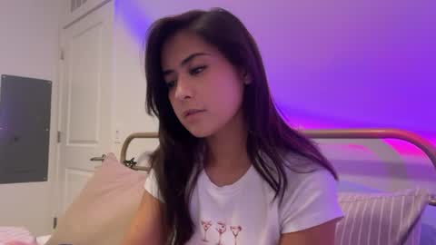 empressmonaa online show from July 11, 2026, 4:59 am